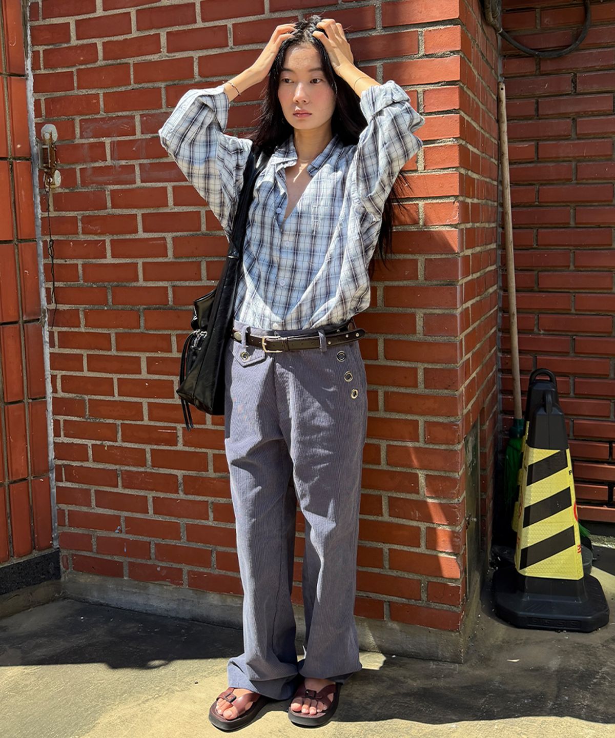 기준(KIJUN) EYELET CORDUROY STRAIGHT PANTS_NAVY