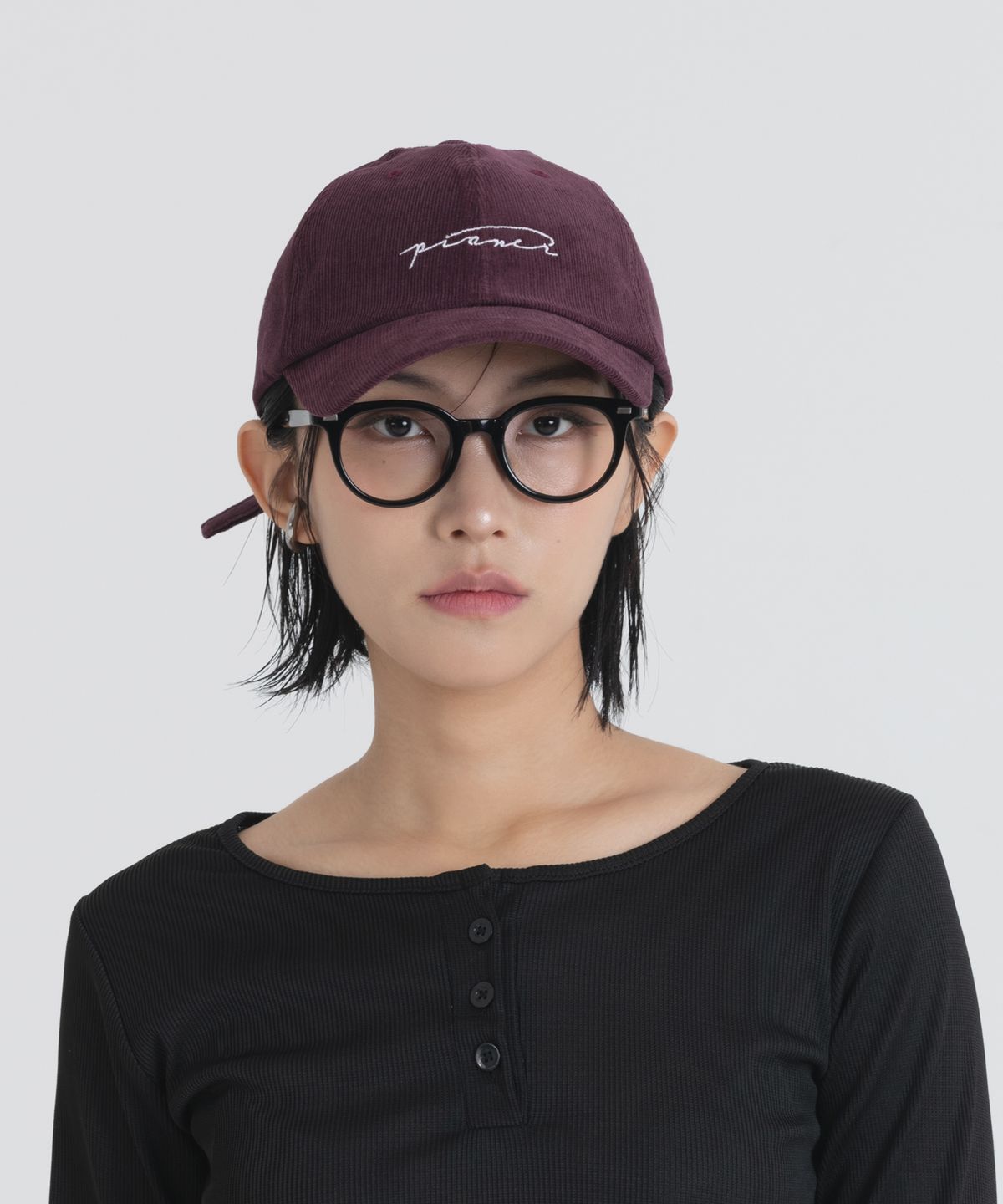 피아네르(PIANER) 코듀로이 레터링 볼캡 (버건디)