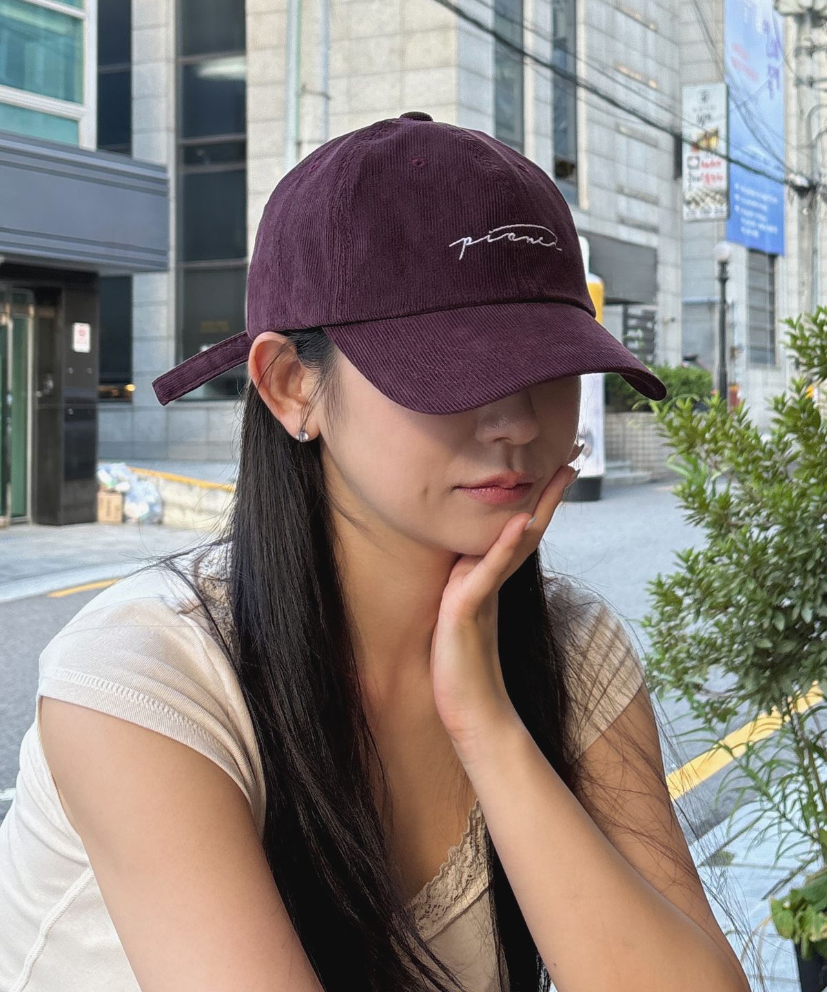 피아네르(PIANER) 코듀로이 레터링 볼캡 (버건디)