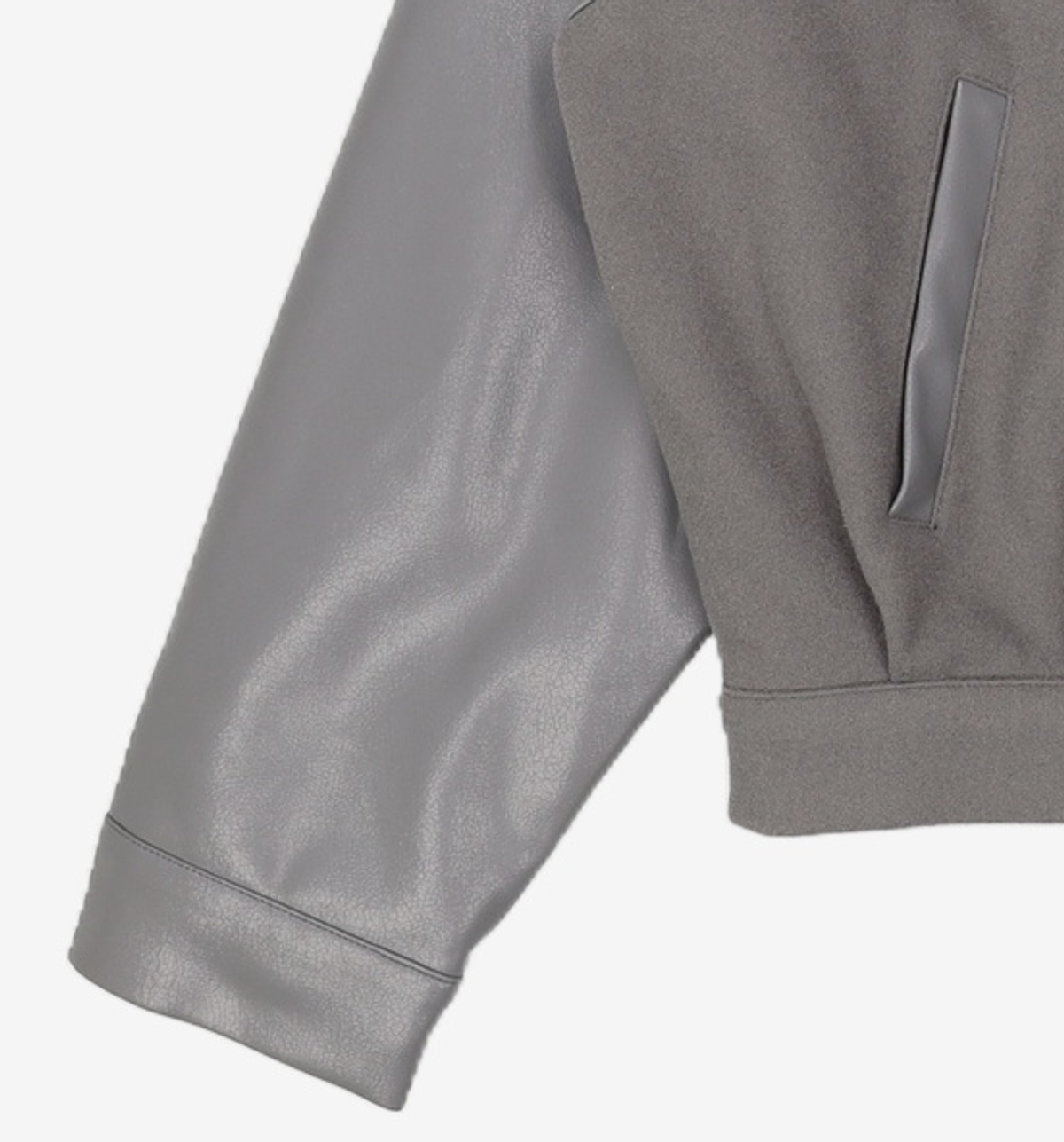 디바이디드에이치앤엠(DIVIDED H&M) 스타디움 재킷 XS