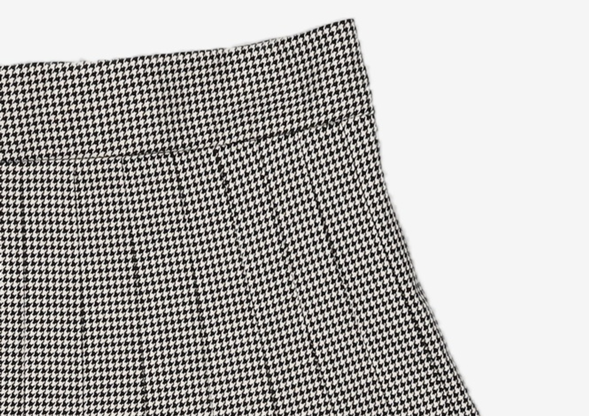 자라 우먼(ZARA WOMAN) 미니스커트 L