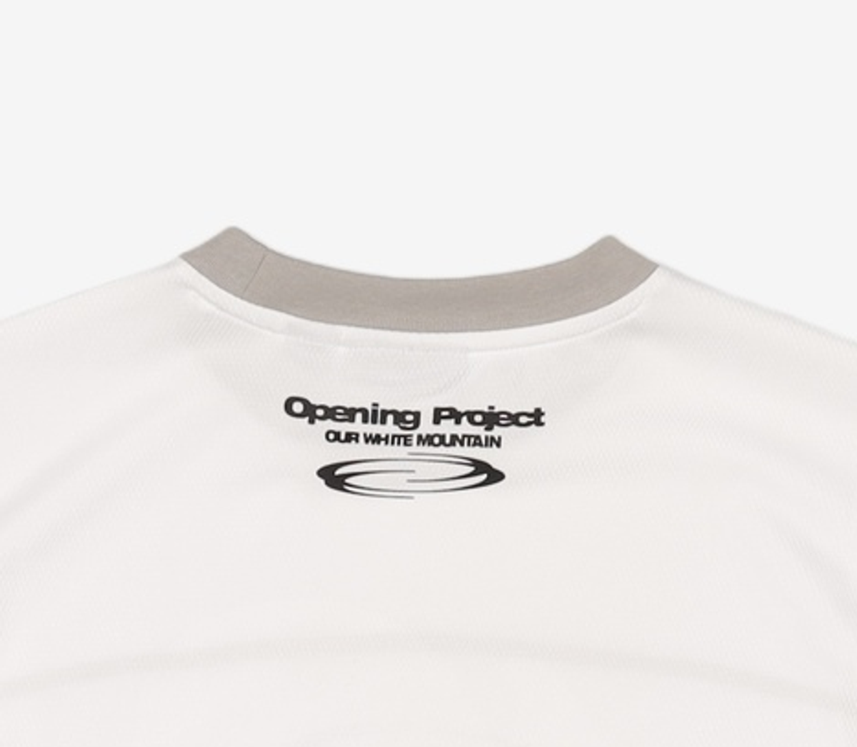 오프닝프로젝트(OPENING PROJECT) Symbol Logo Stitch Jersey - White 1