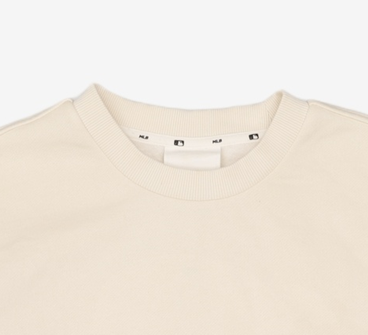 엠엘비(MLB) 뉴욕양키스 럭키피그 기모 컴포트핏 맨투맨(WHITE) M