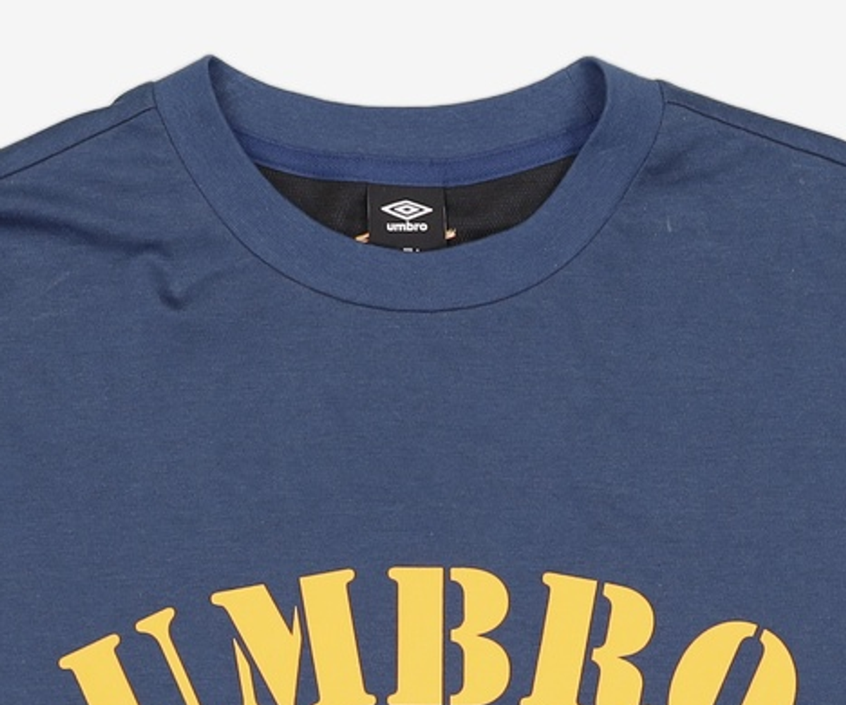 엄브로(UMBRO) [COOLING] 아이스코튼 맥스핏 그래픽 반팔 티셔츠 네이비 UR221CRS64 100