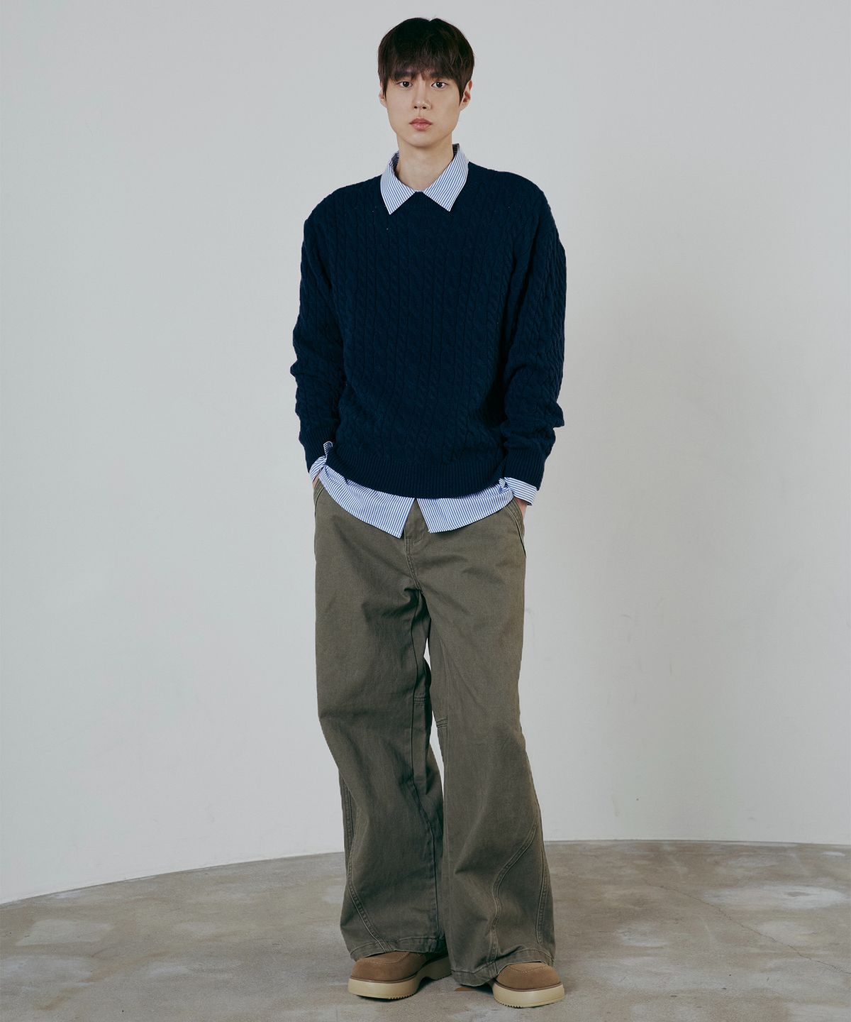 노드유(NODU) 램스울 케이블 더블 라운드 니트 네이비