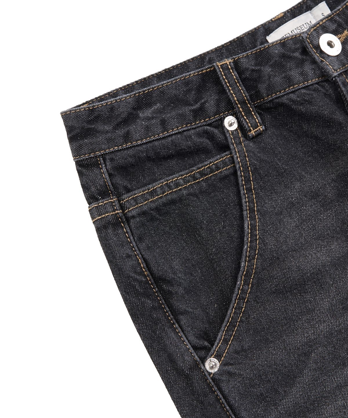 지제뮤지엄(ZIZEMUSEUM) CURVED WASHED DENIM PANTS (BLACK)