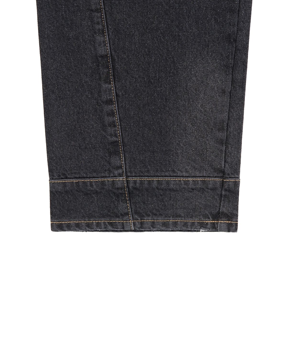 지제뮤지엄(ZIZEMUSEUM) CURVED WASHED DENIM PANTS (BLACK)
