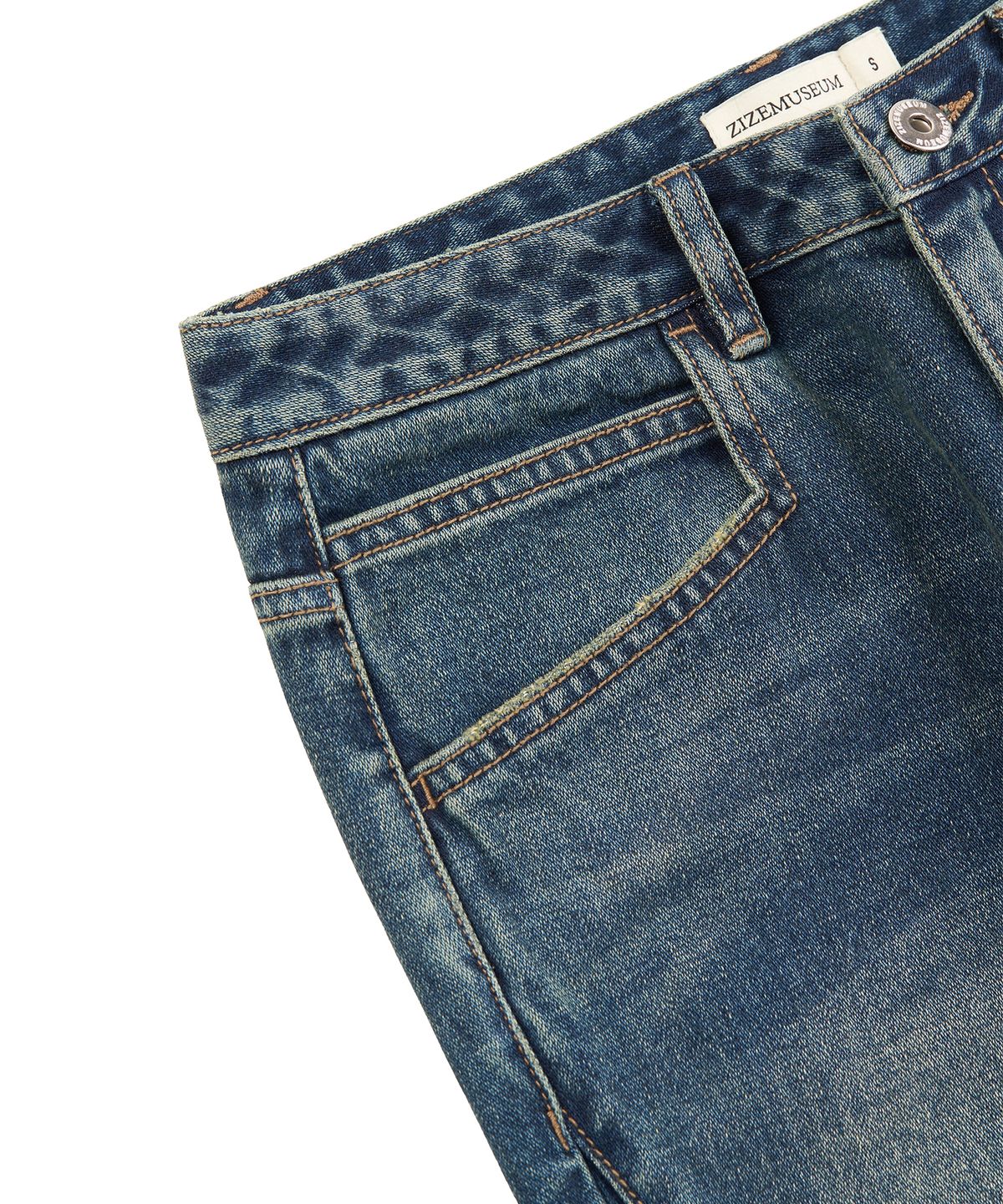 지제뮤지엄(ZIZEMUSEUM) LOW-RISE STRAIGHT DENIM PANTS (WASHED BLUE)