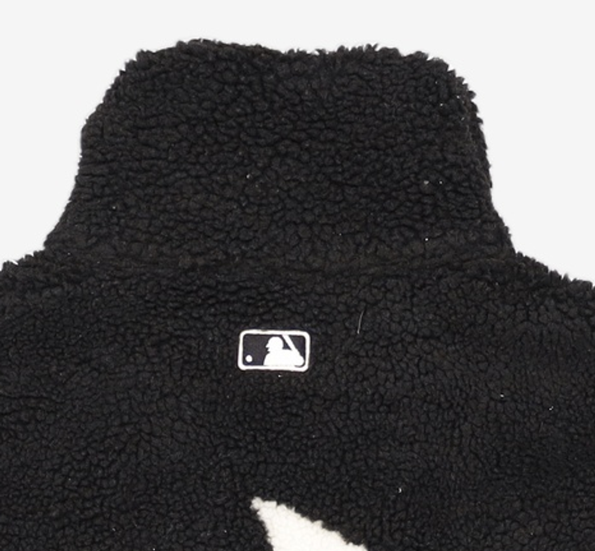 엠엘비(MLB) 베이직 메가로고 스탠드넥 후리스 점퍼 NY (Black) M