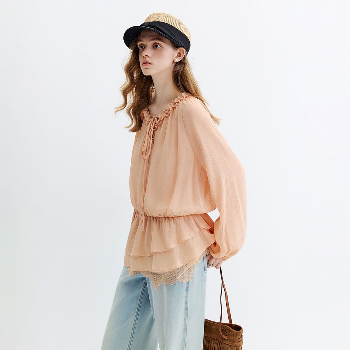 웬스데이딜라잇(WEDNESDAY DELIGHT) WD_V-neck waist-cinch irregular top_2color