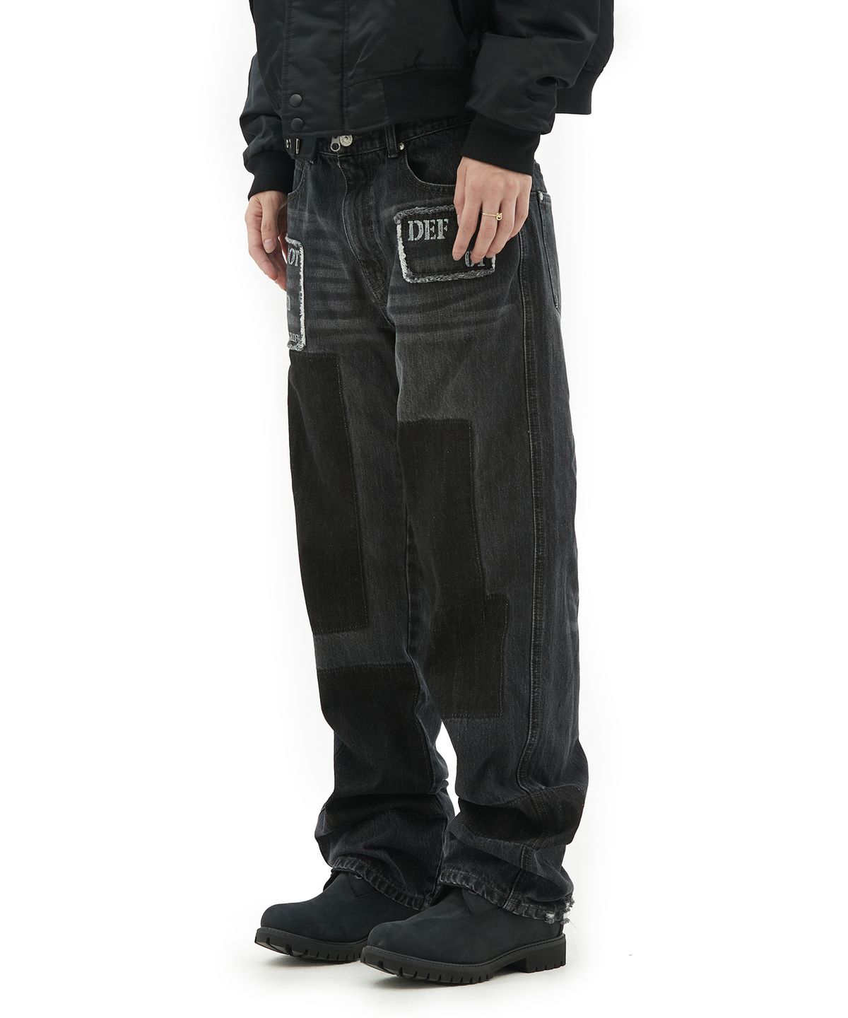데프가먼츠(DEFGARMENTS) (DEFG X 홍또기) PATCH WASHED DENIM PANTS [BLACK]
