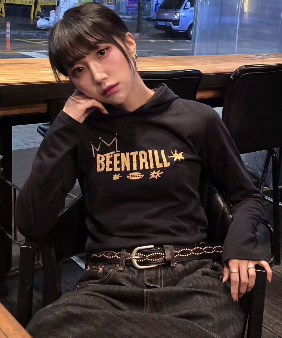 빈트릴(BEENTRILL) 우먼스 크라운 후드 롱슬리브(블랙)