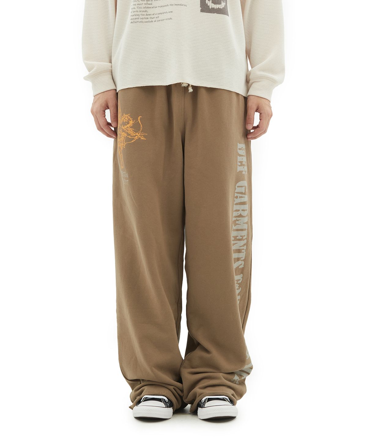 데프가먼츠(DEFGARMENTS) (DEFG X 홍또기) OLDSCHOOL EROS SWEATPANTS [2COLOR]