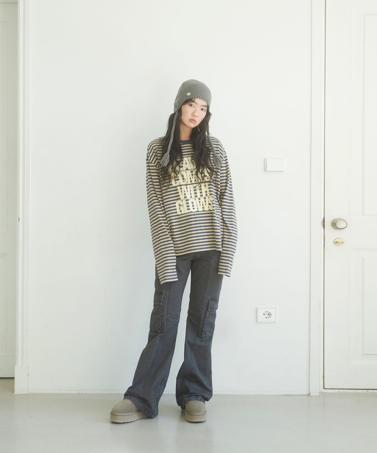데프가먼츠(DEFGARMENTS) HEAVEN LETTERING STRIPE LONG SLEEVE [2COLOR]