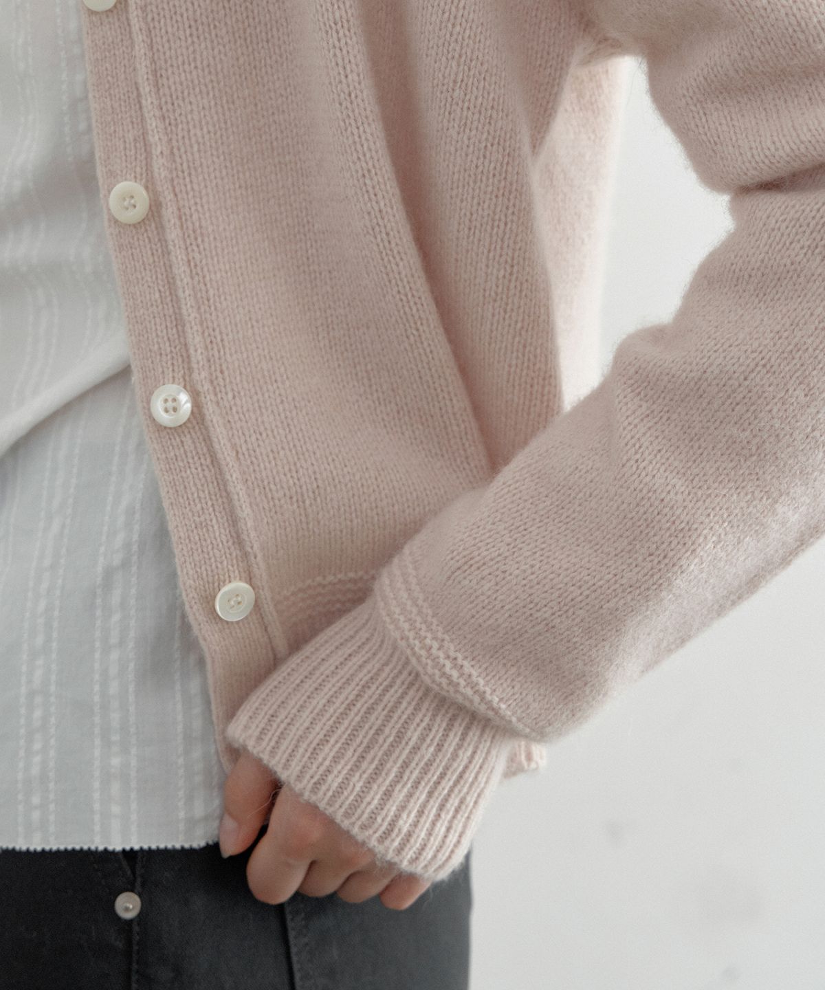 토아베(TOAVE) Baby Alpaca Round Neck Cardigan (Light pink)