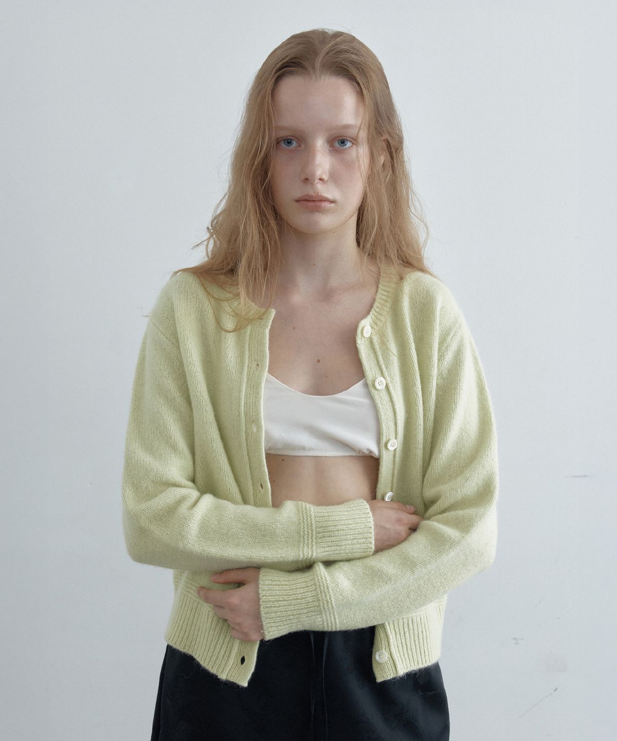 토아베(TOAVE) Baby Alpaca Round Neck Cardigan (Light green)