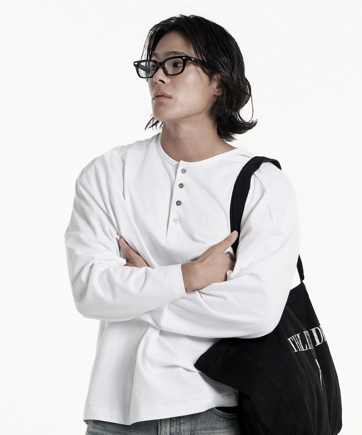 제이엘브(JELEVE) 헨리넥 루즈핏 롱슬리브