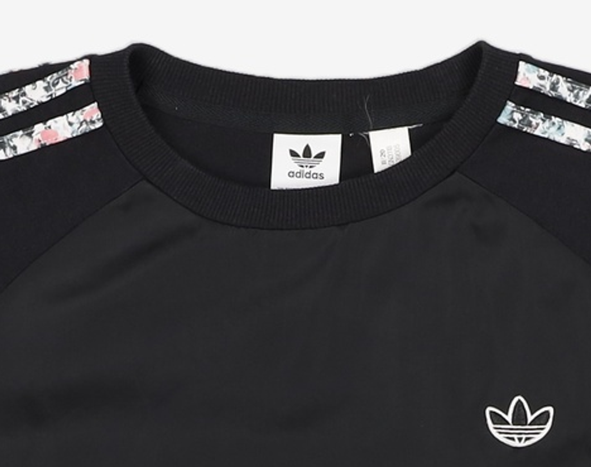 아디다스(ADIDAS) 반소매 티셔츠 8