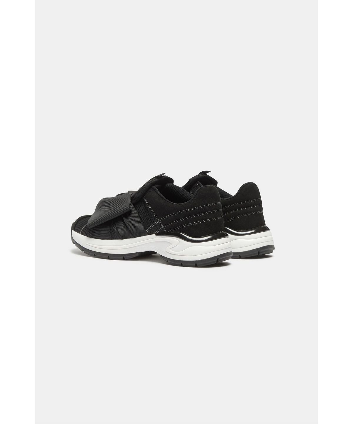 슈콤마보니(SUECOMMA BONNIE) Volume ribbon slip-on sneakers(black)_DG4DA26512BLK