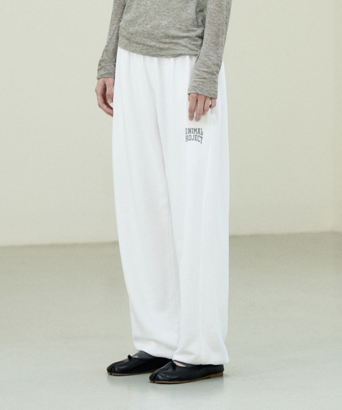 미니멀프로젝트(MINIMALPROJECT) 로우 피그먼트 헤비웨이트  스웻 팬츠 MTP305-Z [WHITE]