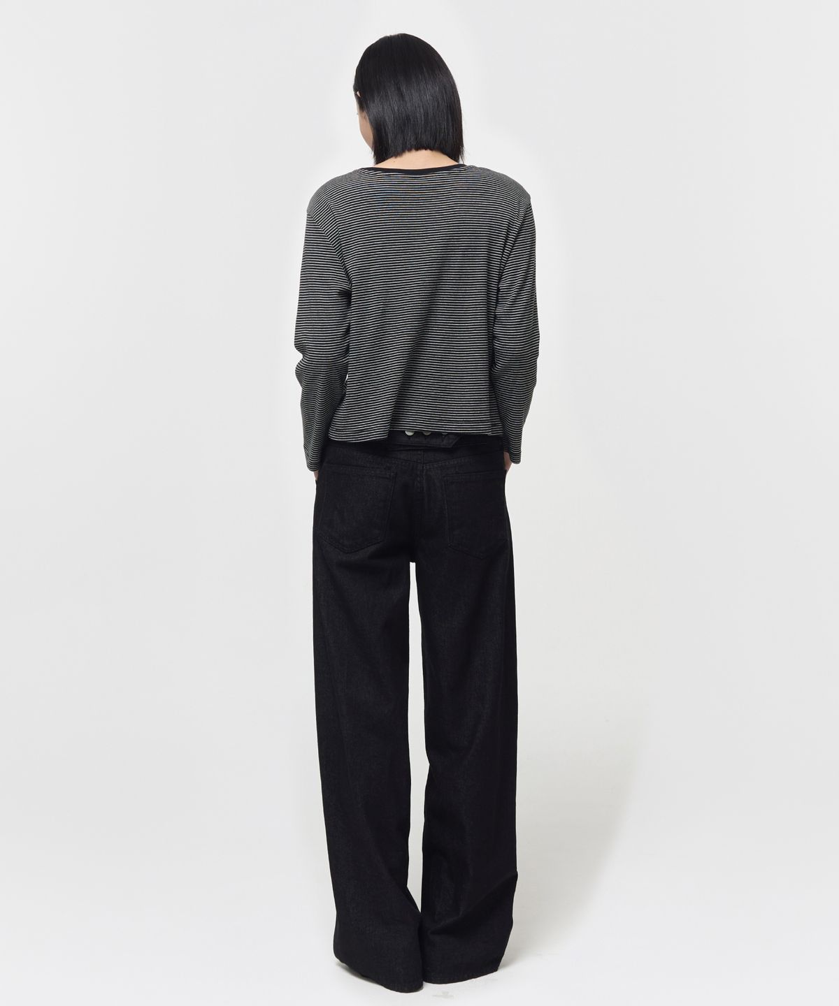 지비에이치 어패럴(GBH APPAREL) MID SLEEVE STRIPE TOP / BLACK