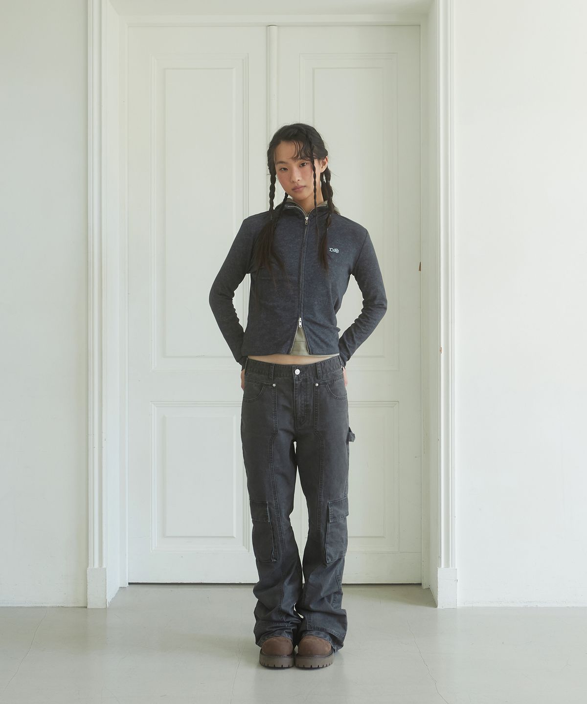 데프가먼츠(DEFGARMENTS) RIB KNIT TURTLE NECK ZIP-UP [2COLOR]