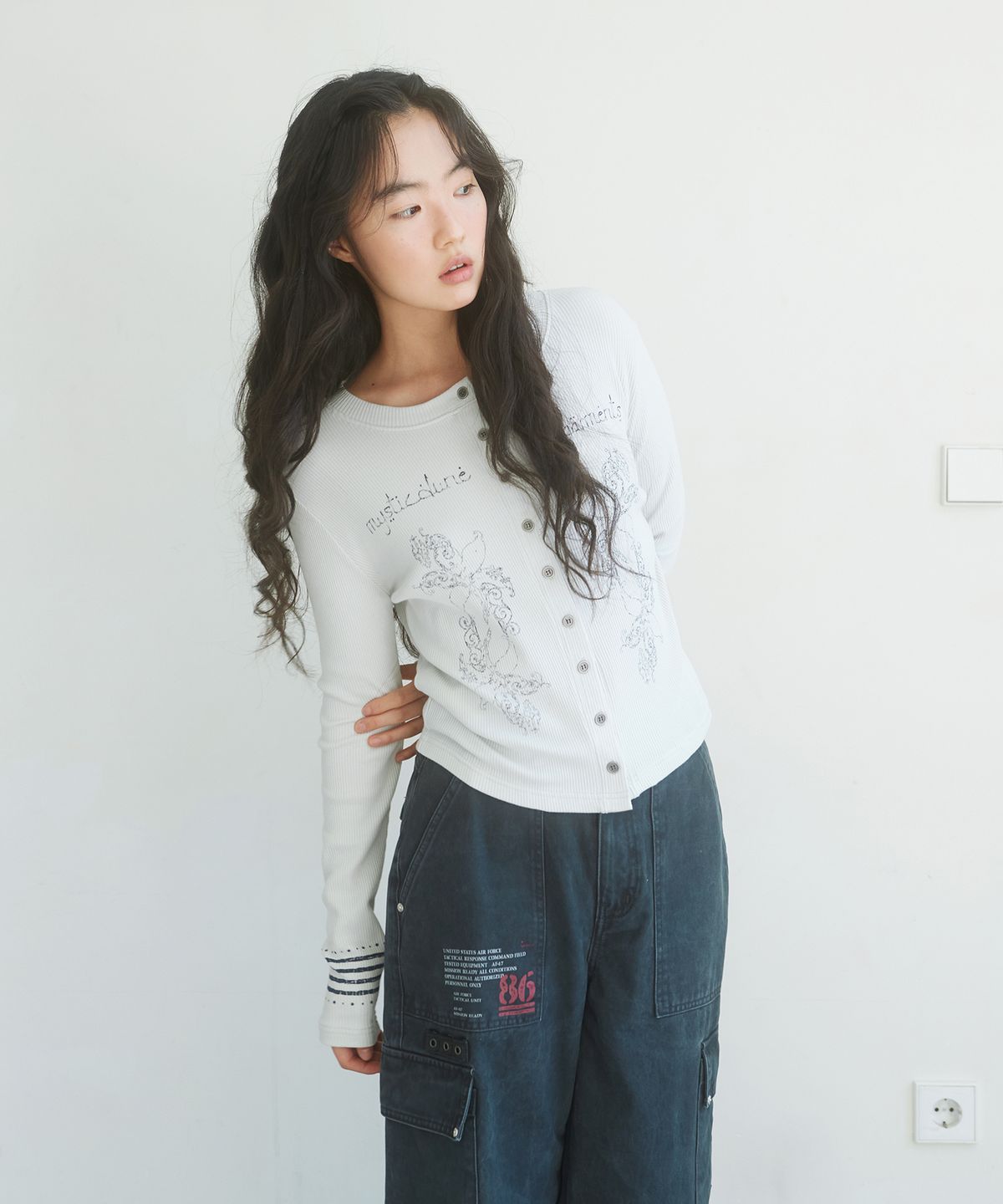 데프가먼츠(DEFGARMENTS) ETHNIC RIB KNIT CARDIGAN [2COLOR]