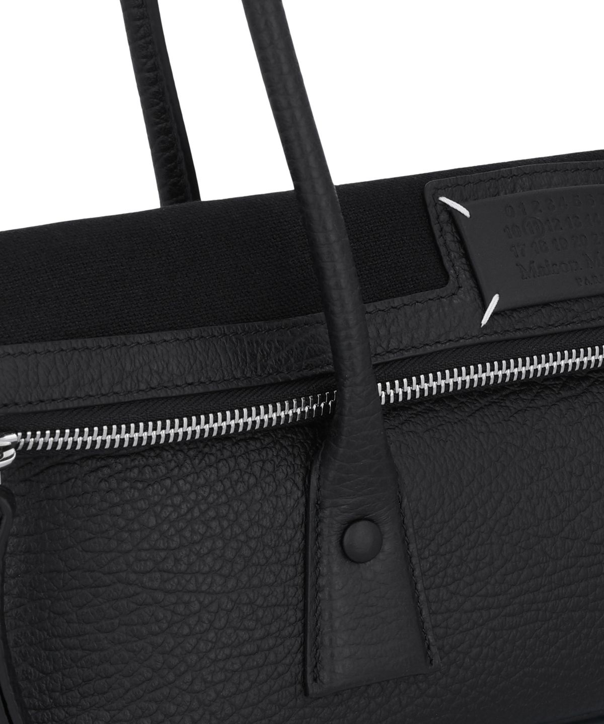 메종 마르지엘라(MAISON MARGIELA) 5AC 이스트 웨스트 숄더백 - 블랙 / SB1ZH0007P8833T8013