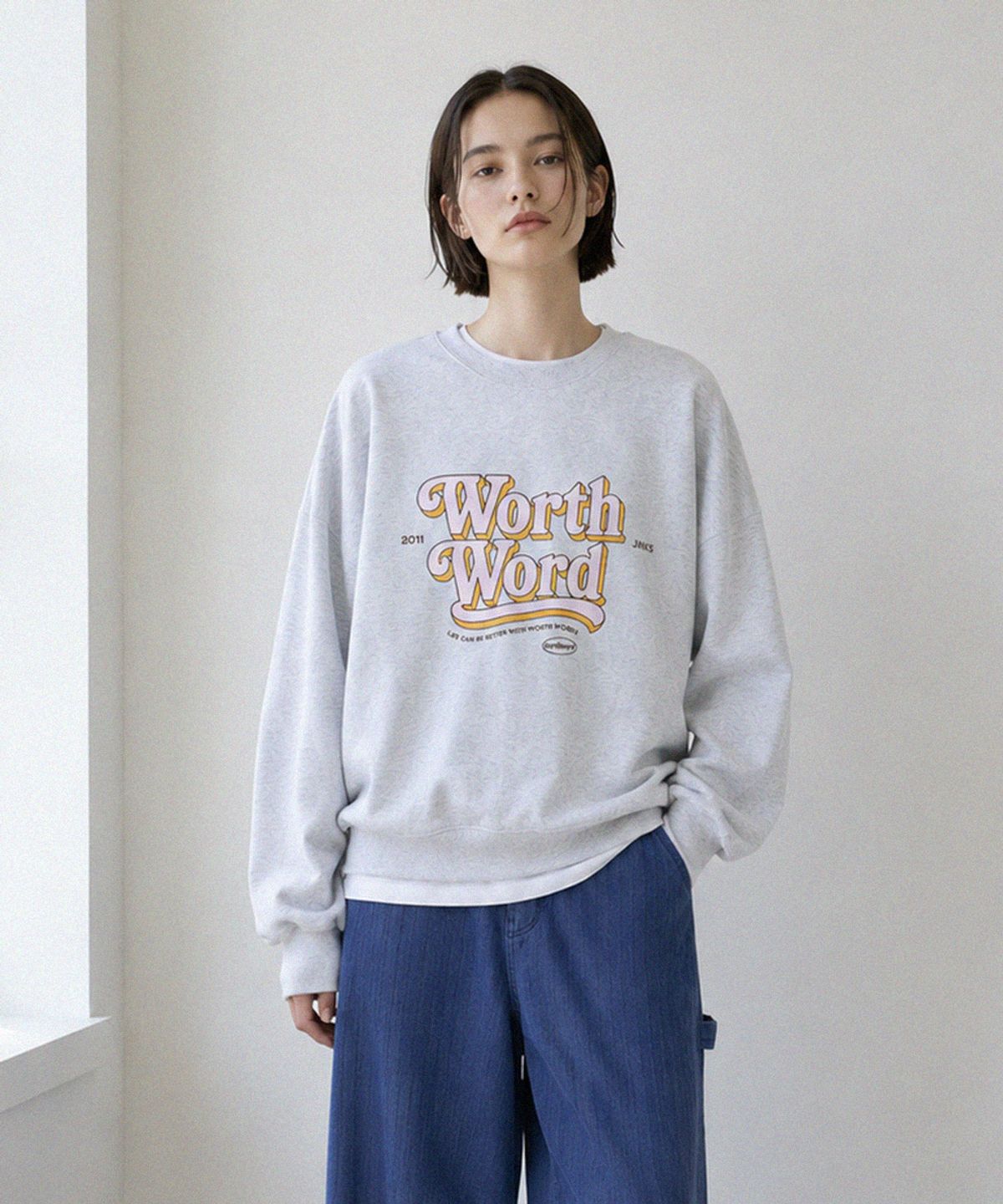 워스워드(WORTHWORD) With WW 스웻셔츠