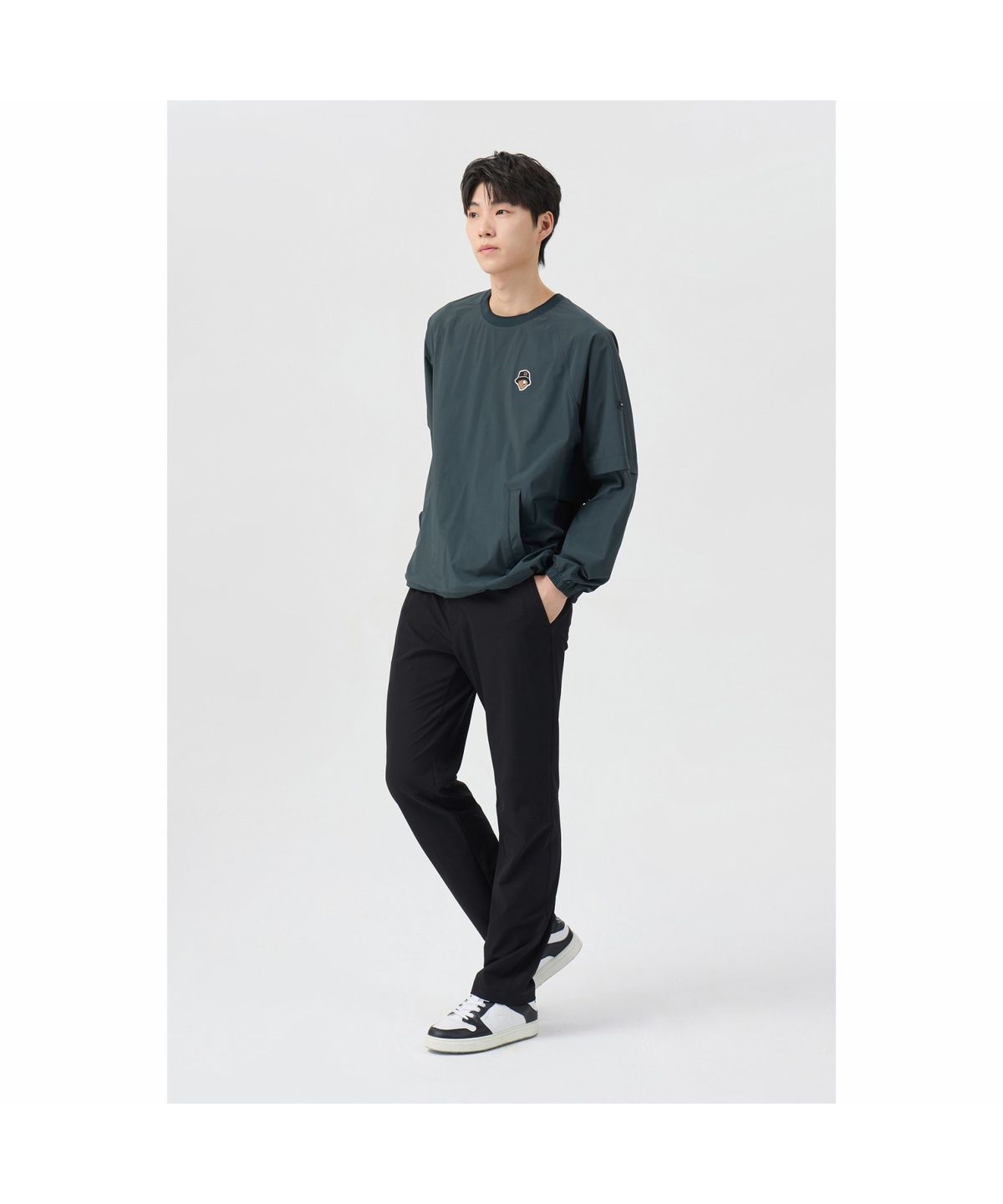 골든베어(GOLDEN BEAR) (남성) Essential Regular-Fit Pants G4PAW26101BKX