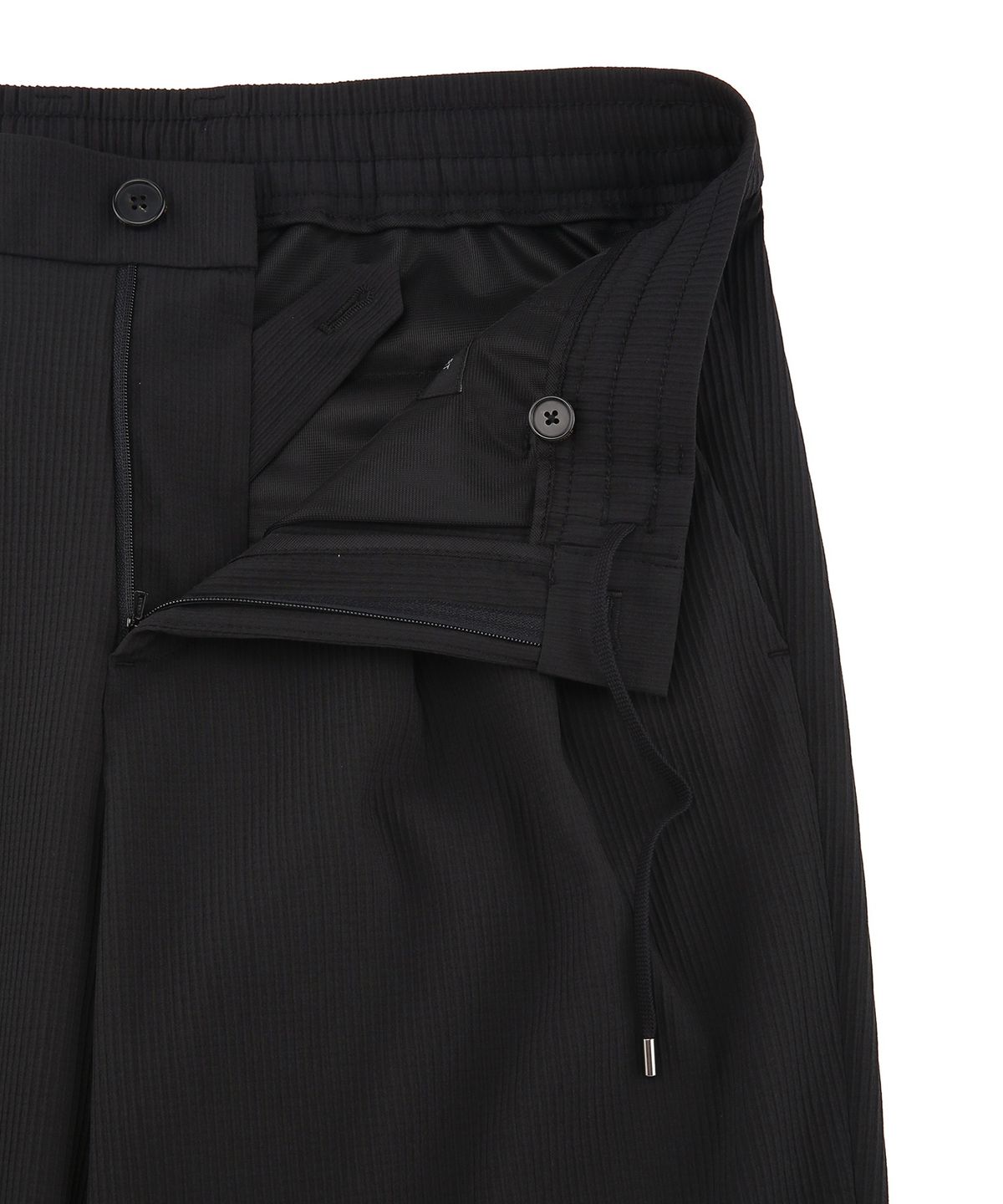 질스튜어트뉴욕 맨(JILLSTUART NEWYORK MEN) [VELCATS] 투턱 테이퍼드 팬츠 - 블랙 (JNPA6C002BK)