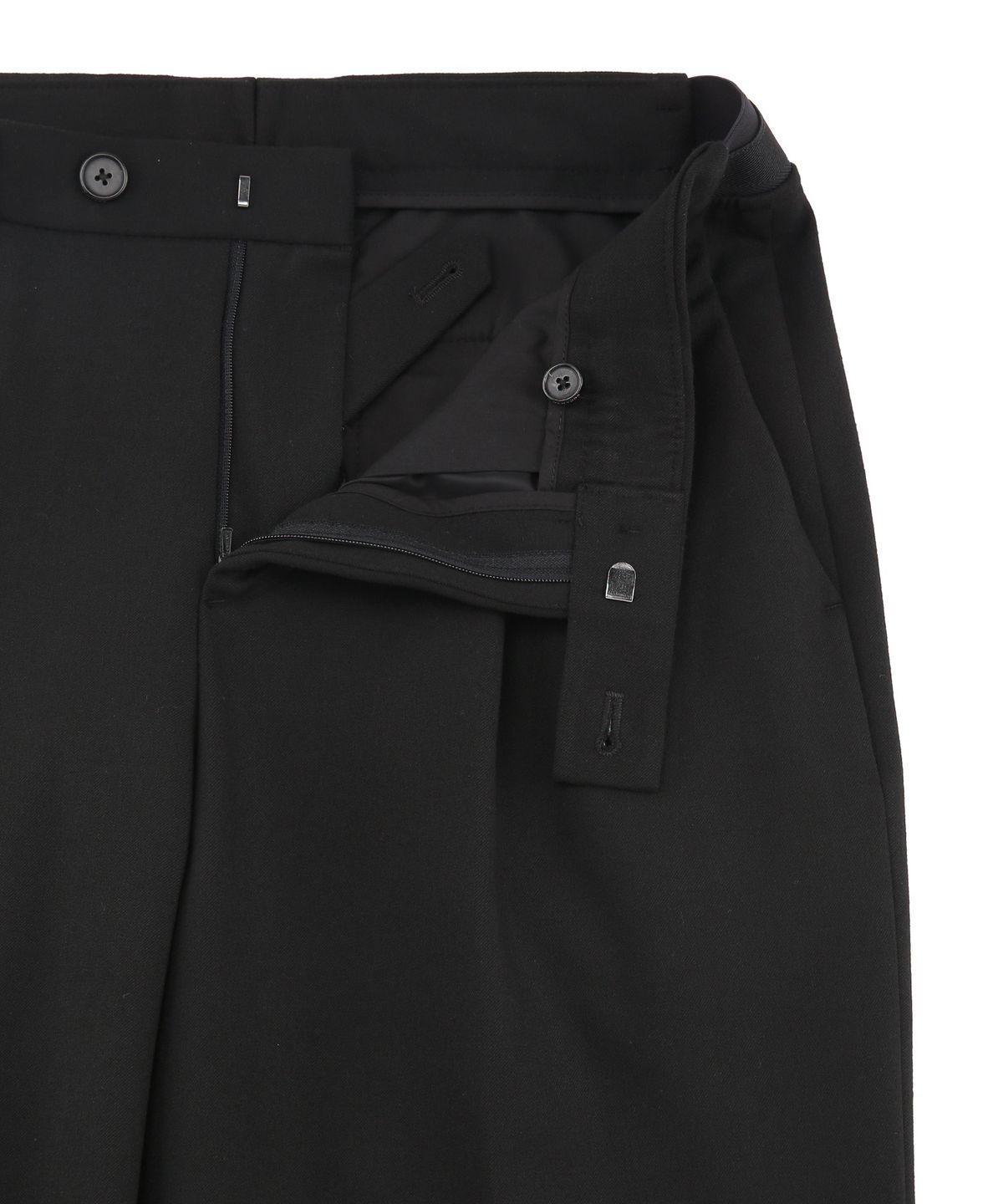 질스튜어트뉴욕 맨(JILLSTUART NEWYORK MEN) 윈터 세미와이드 슬릿 슬랙스 - 블랙 (JNPA6D303BK)