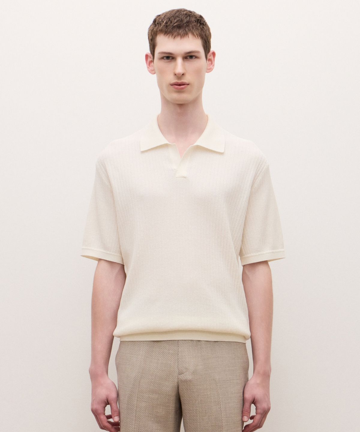질스튜어트뉴욕 맨(JILLSTUART NEWYORK MEN) [Pleats] 플리츠 오픈카라 니트 - 아이보리 (JNSW6C003IV)