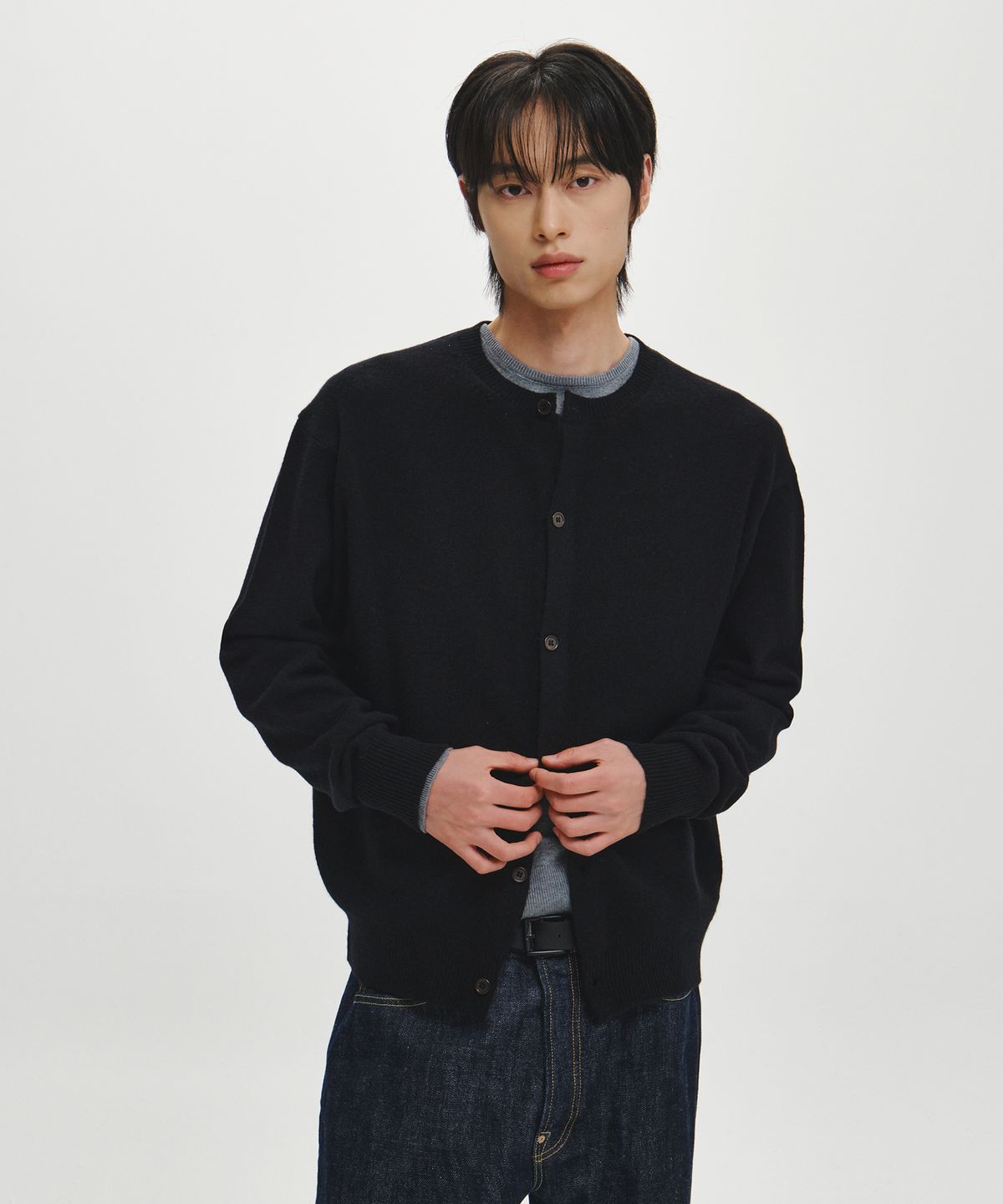 이코르(ECORR) 메리노 울100 베이직 가디건_블랙