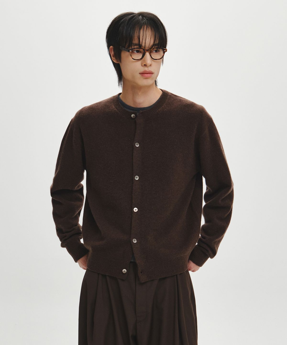 이코르(ECORR) 메리노 울100 베이직 가디건_브라운