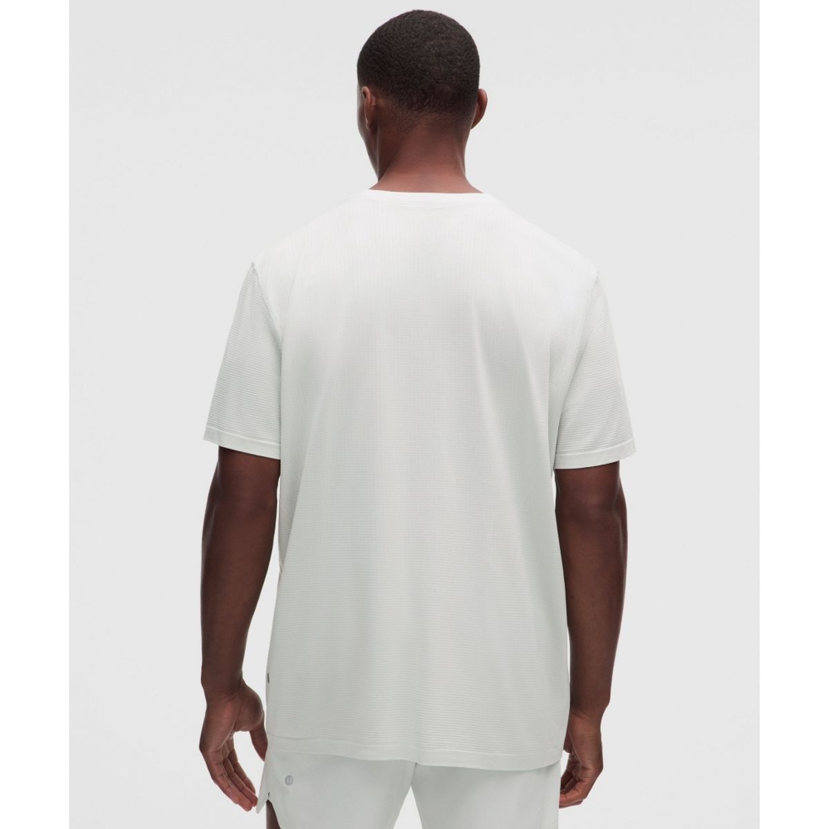 룰루레몬(LULULEMON) 메탈 벤트 테크 릴랙스 핏 숏슬리브 셔츠  VPOR VPOR