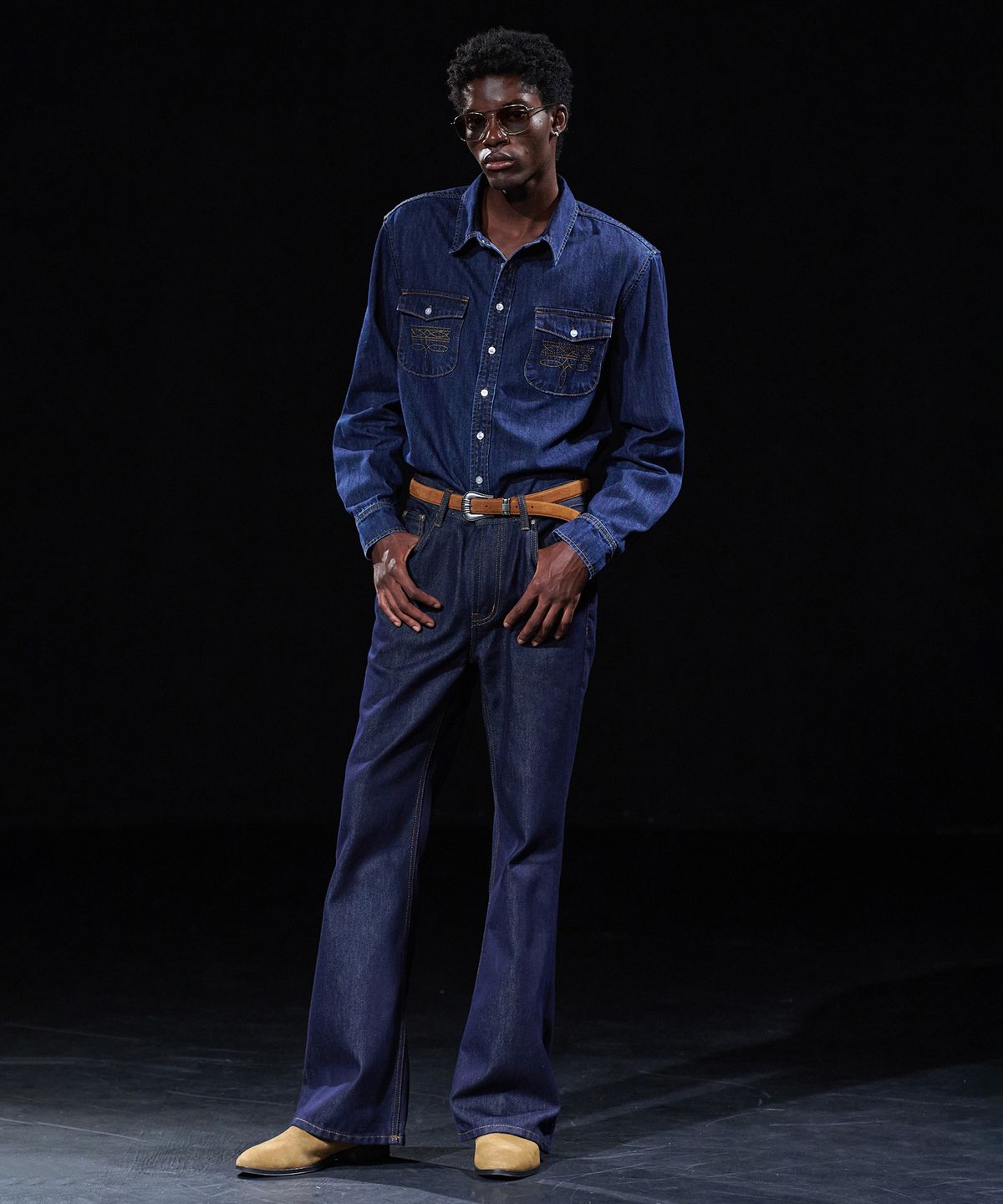 테이크이지(TAKEASY) [DMD] TRACE WT SHIRT - Dark Blue
