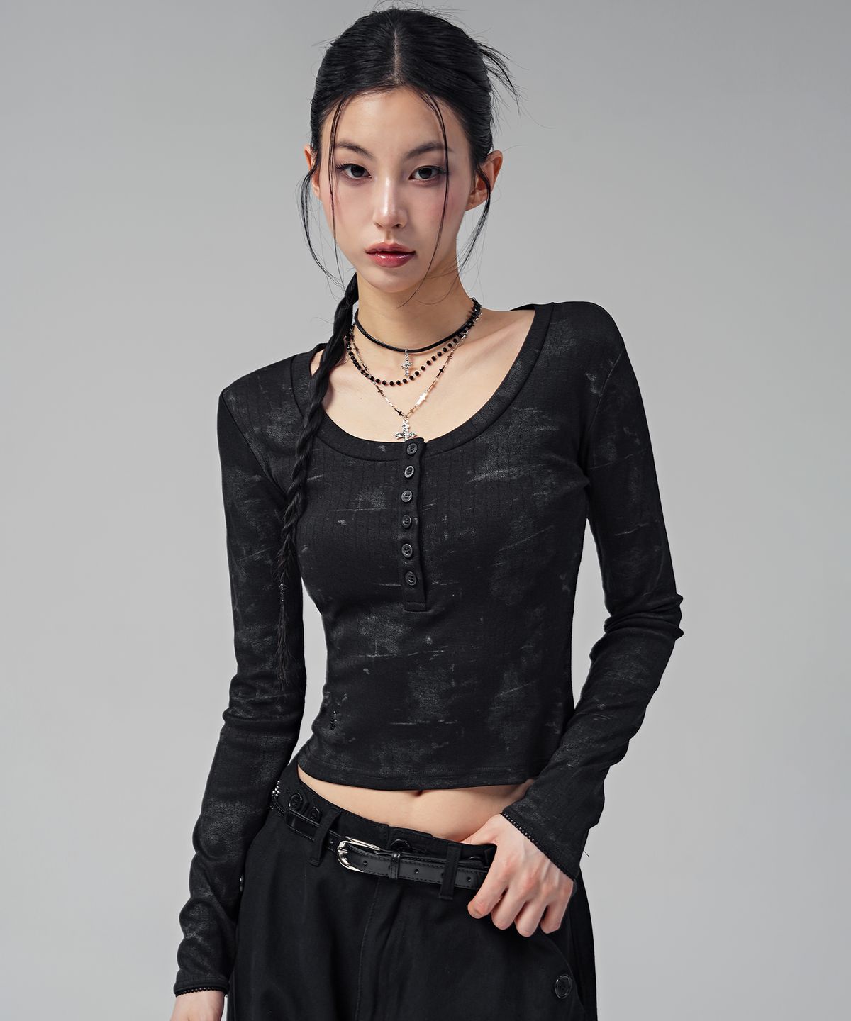 어반드레스(AVANDRESS) 아일라 포그 헨리 넥 롱 슬리브_2COL