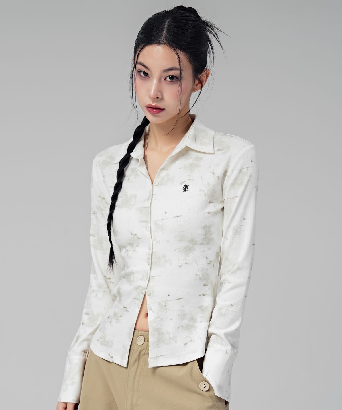 어반드레스(AVANDRESS) 로헤 포그 카라 롱 슬리브_3COL