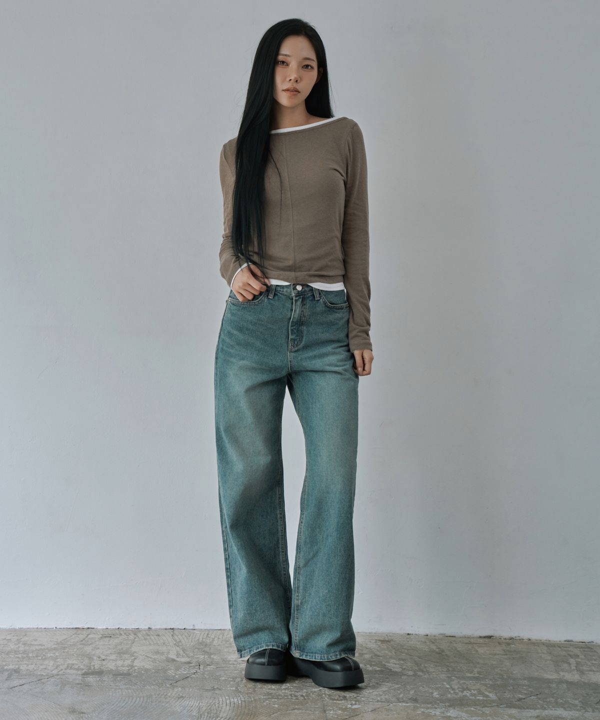 와르 포 우먼(WAARFORWOMAN) W1157 일자 와이드 팬츠_딥블루