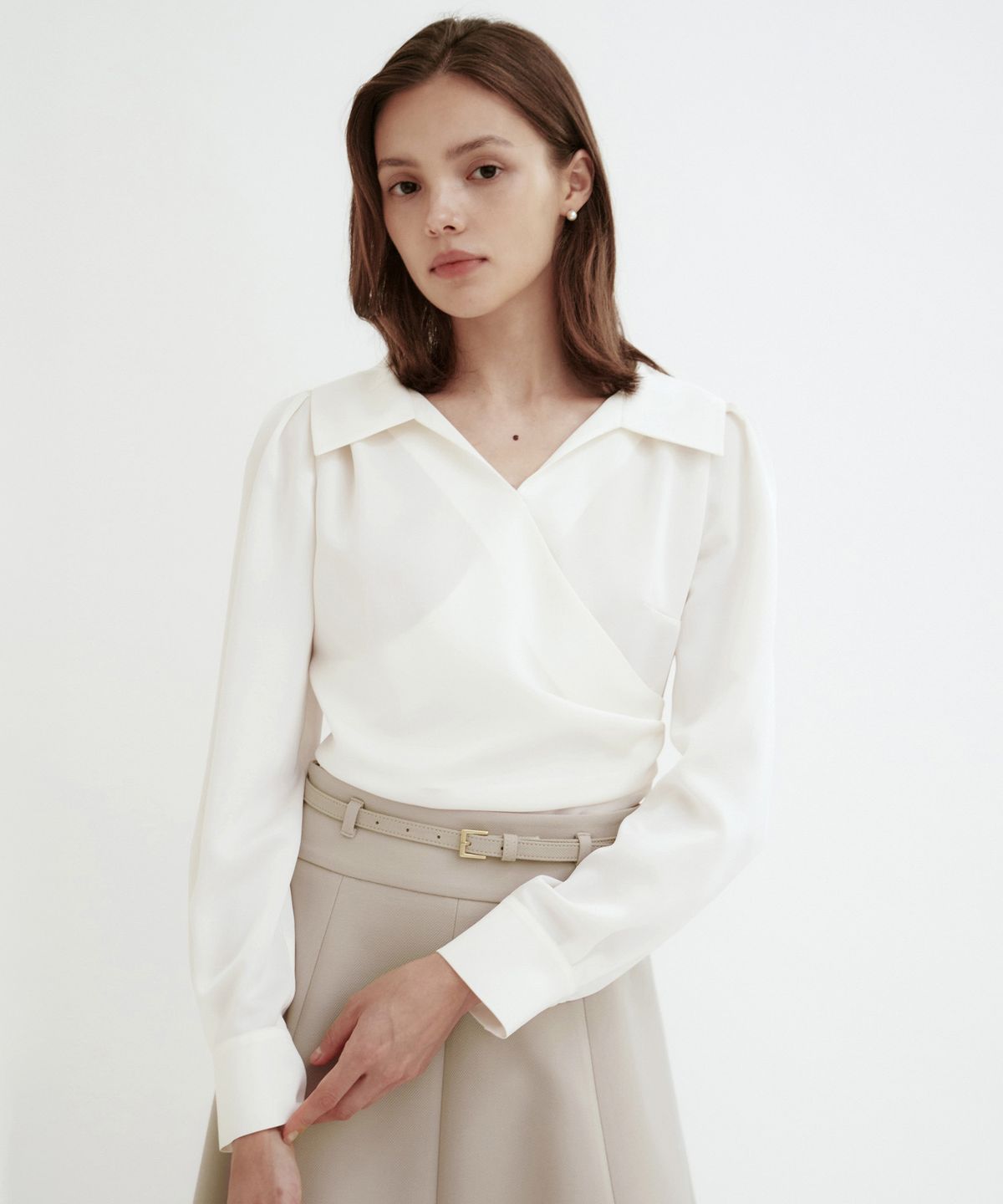 토와브(TOWAV) SARAH WRAP BLOUSE
