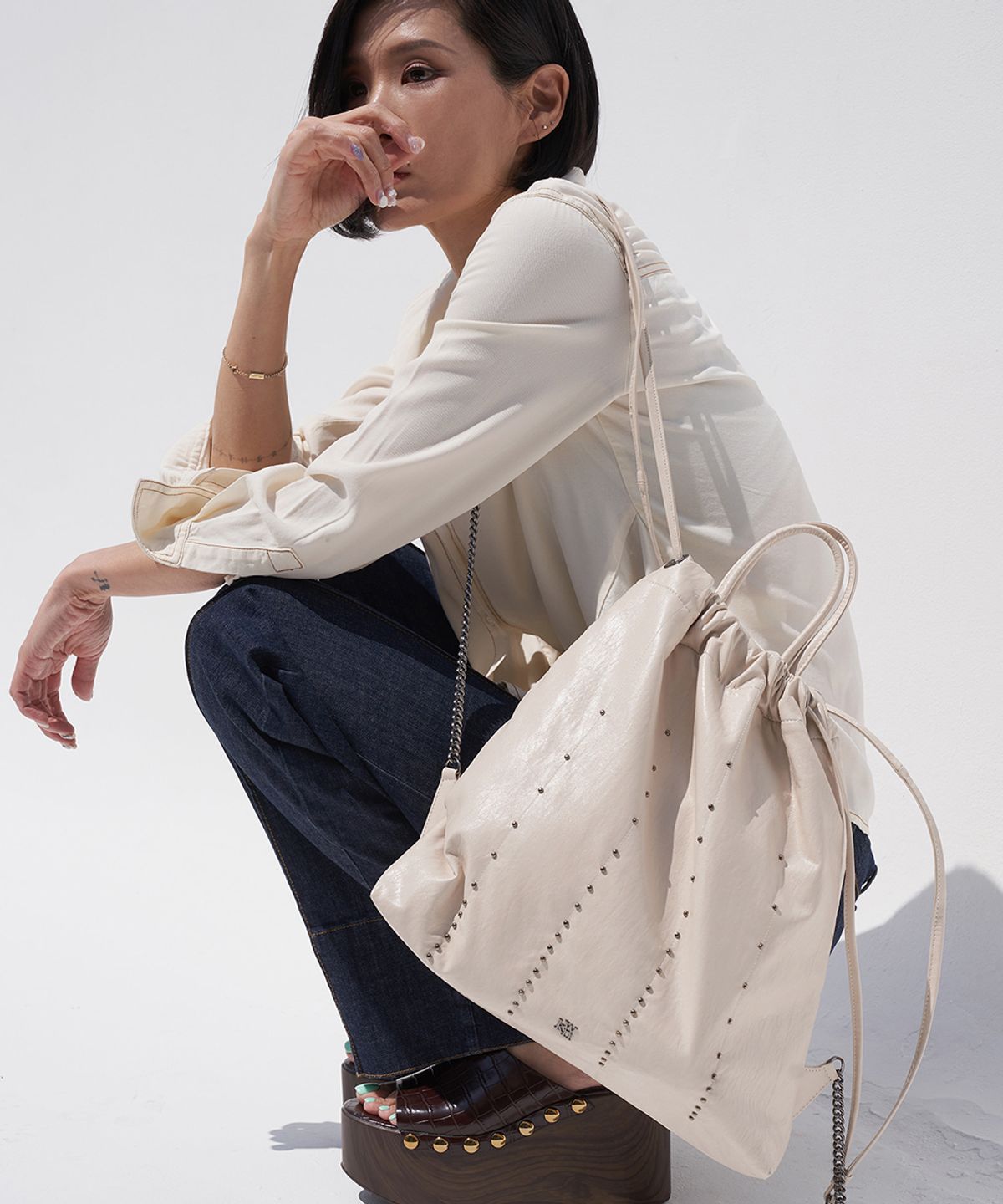 콰니(KWANI) Chelsea Backpack Ivory