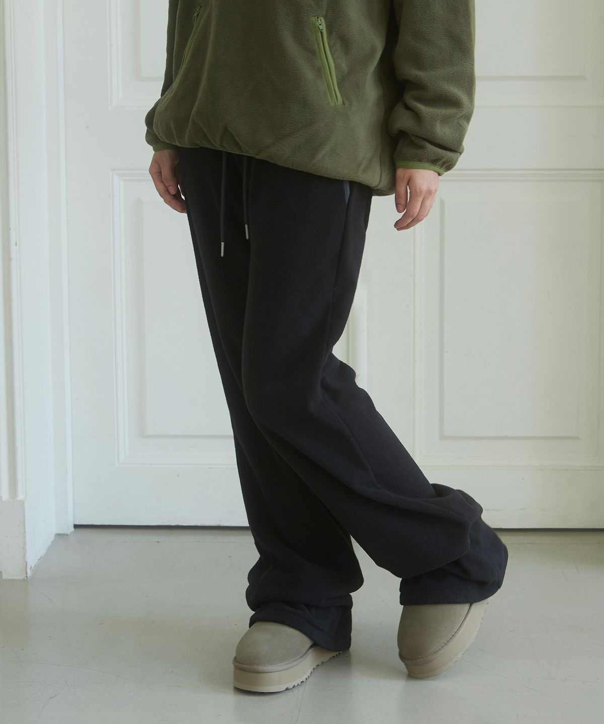 데프가먼츠(DEFGARMENTS) FLEECE FLARE PANTS [4COLOR]