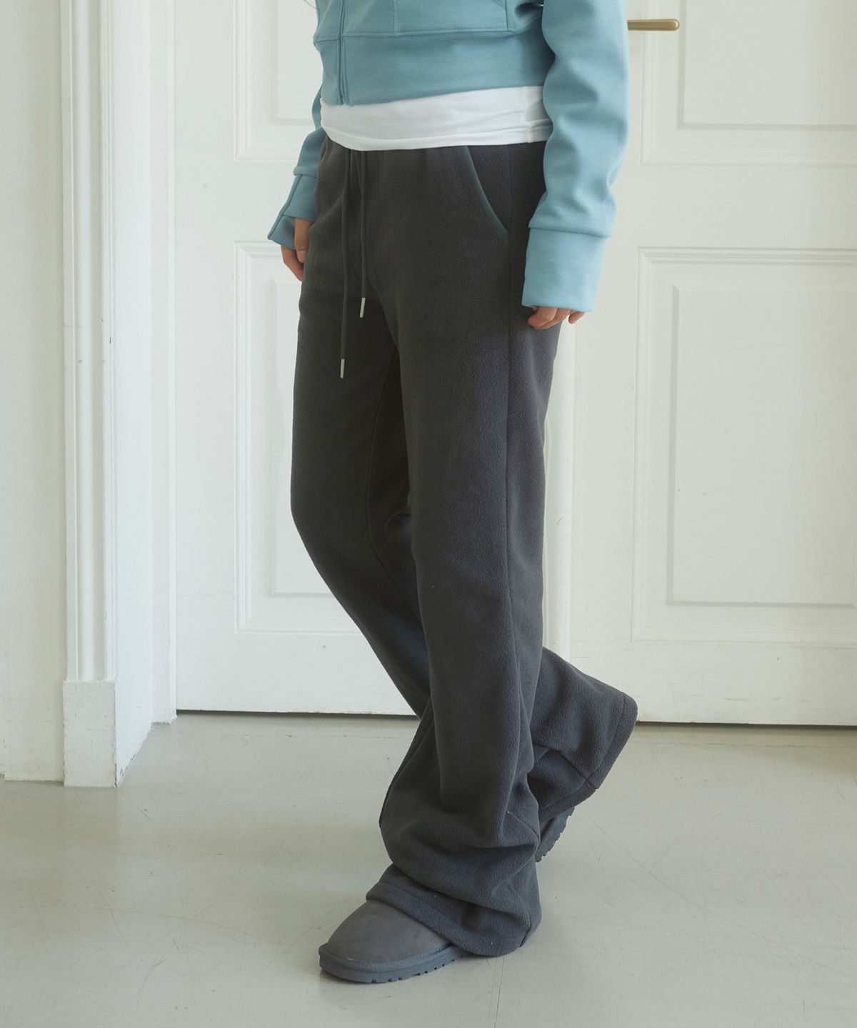 데프가먼츠(DEFGARMENTS) FLEECE FLARE PANTS [4COLOR]