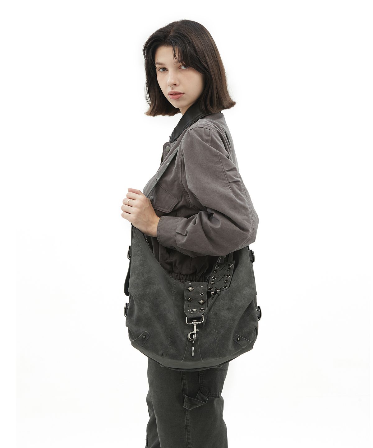 데프가먼츠(DEFGARMENTS) ETHNIC STUD DOT BAG [2COLOR]