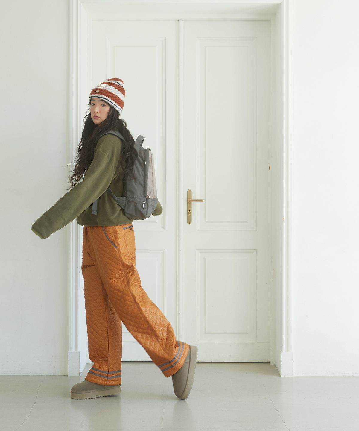 데프가먼츠(DEFGARMENTS) STRIPE STAR BACKPACK [2COLOR]