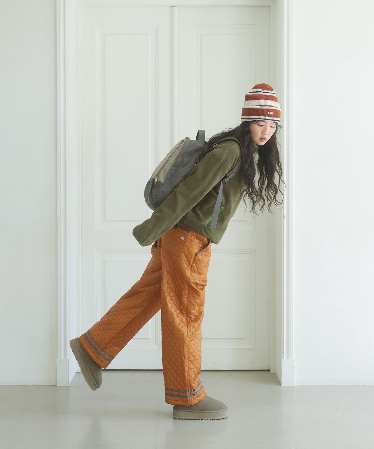 데프가먼츠(DEFGARMENTS) STRIPE STAR BACKPACK [2COLOR]