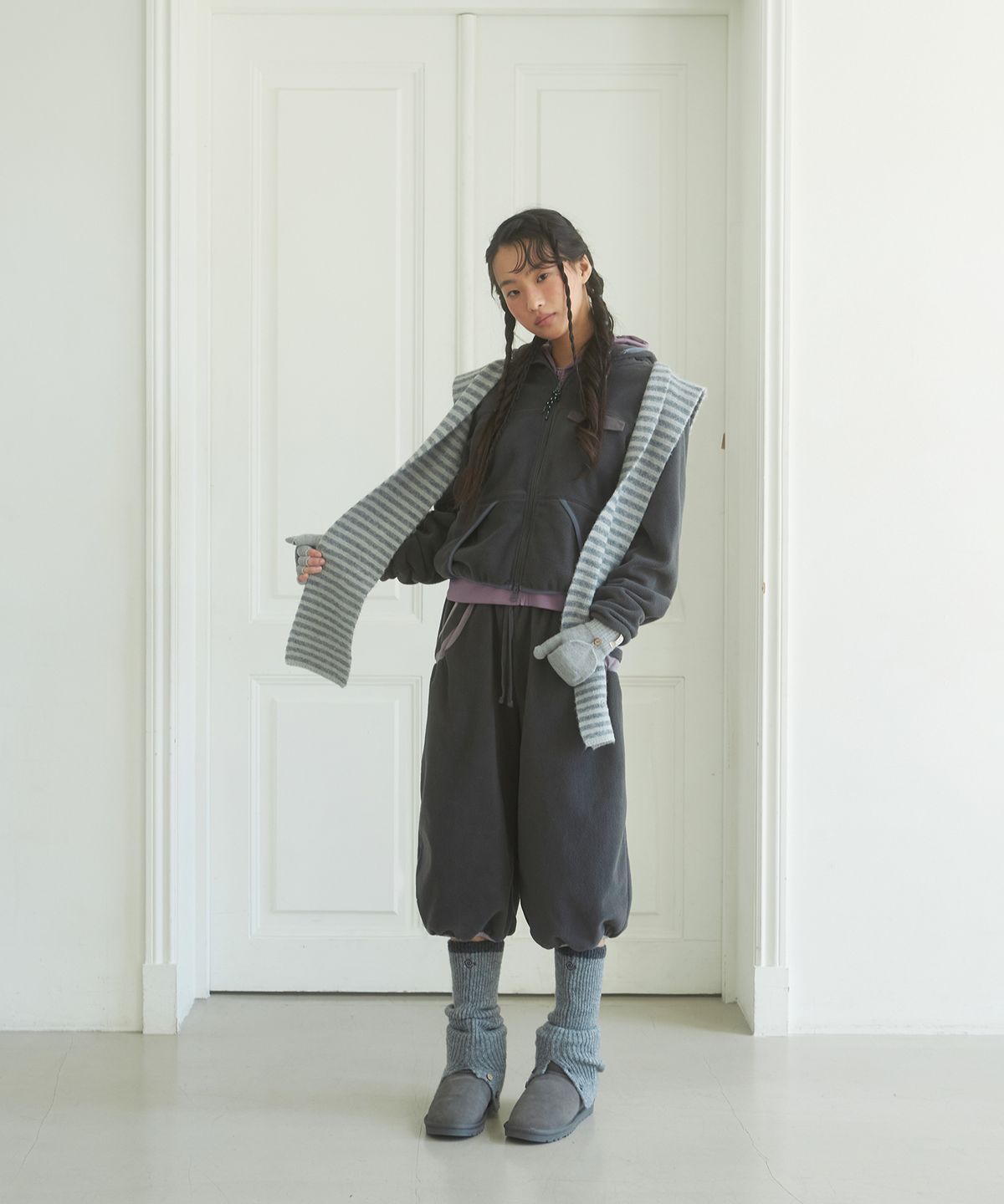 데프가먼츠(DEFGARMENTS) KNIT WAFFLE HOOD MUFFLER [2COLOR]