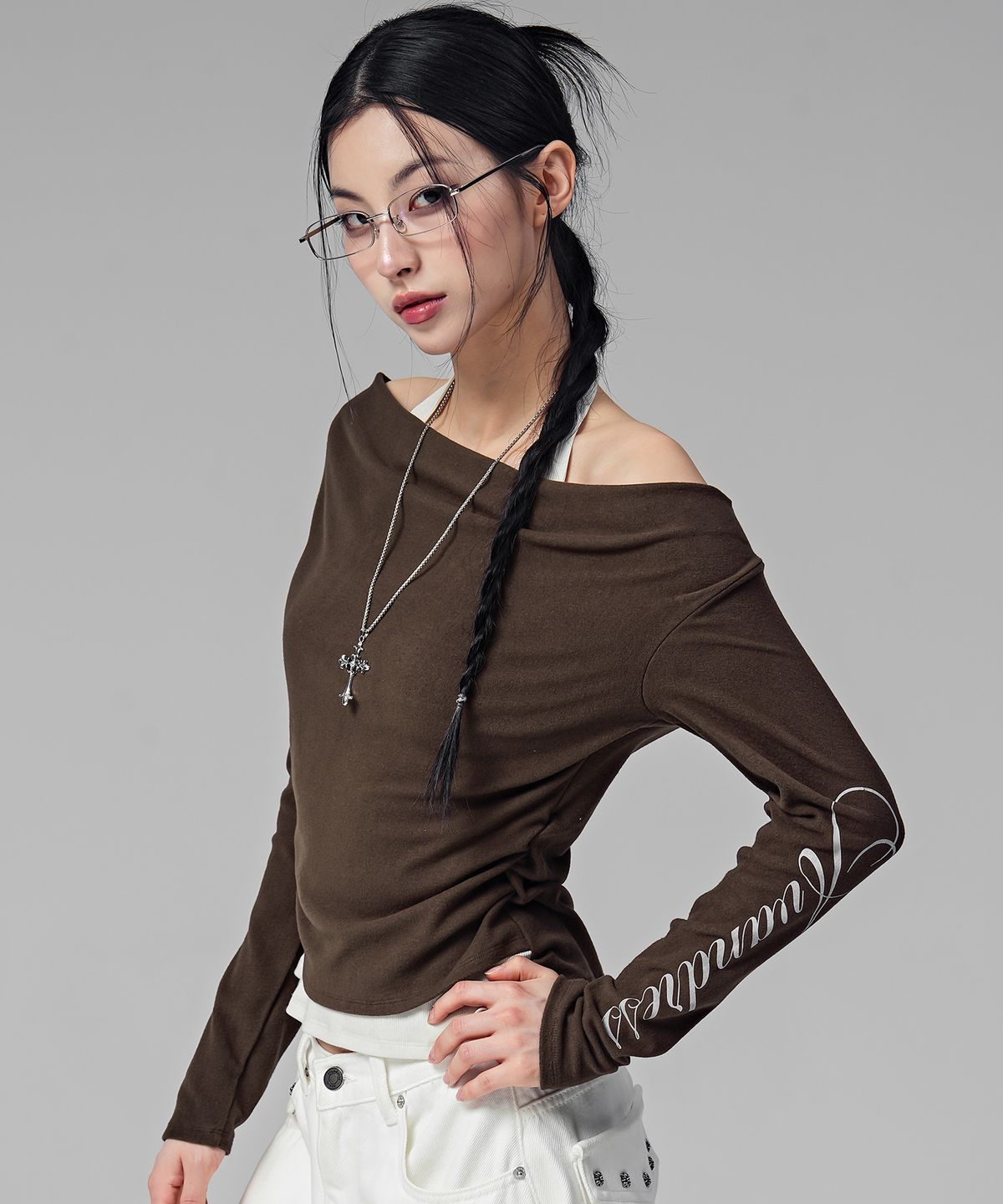 어반드레스(AVANDRESS) 렌디 홀터 레이어드 드레이프 티_3COL