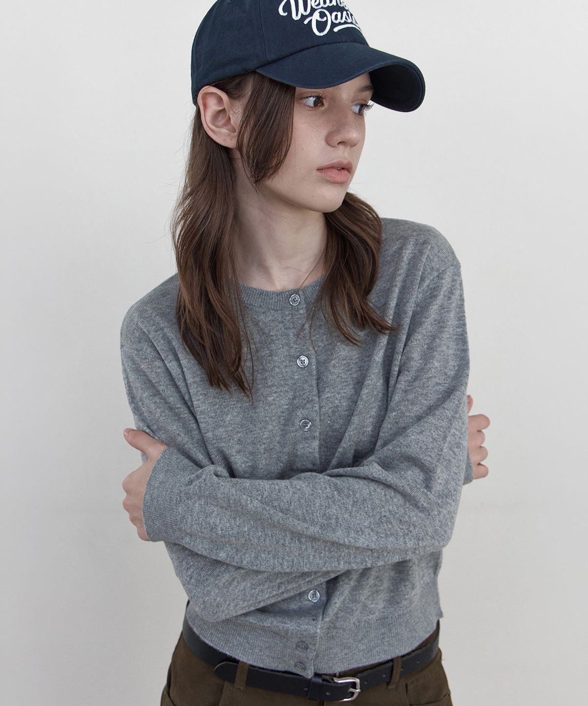 웬즈데이오아시스 포 우먼(WEDNESDAYOASISFORWOMEN) 그로브 램스울 라운드넥 가디건_GRAY(WCB6KN73)